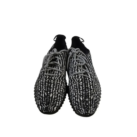 Adidas Yeezy Boost Sneakers Size 9.5 main image 9
